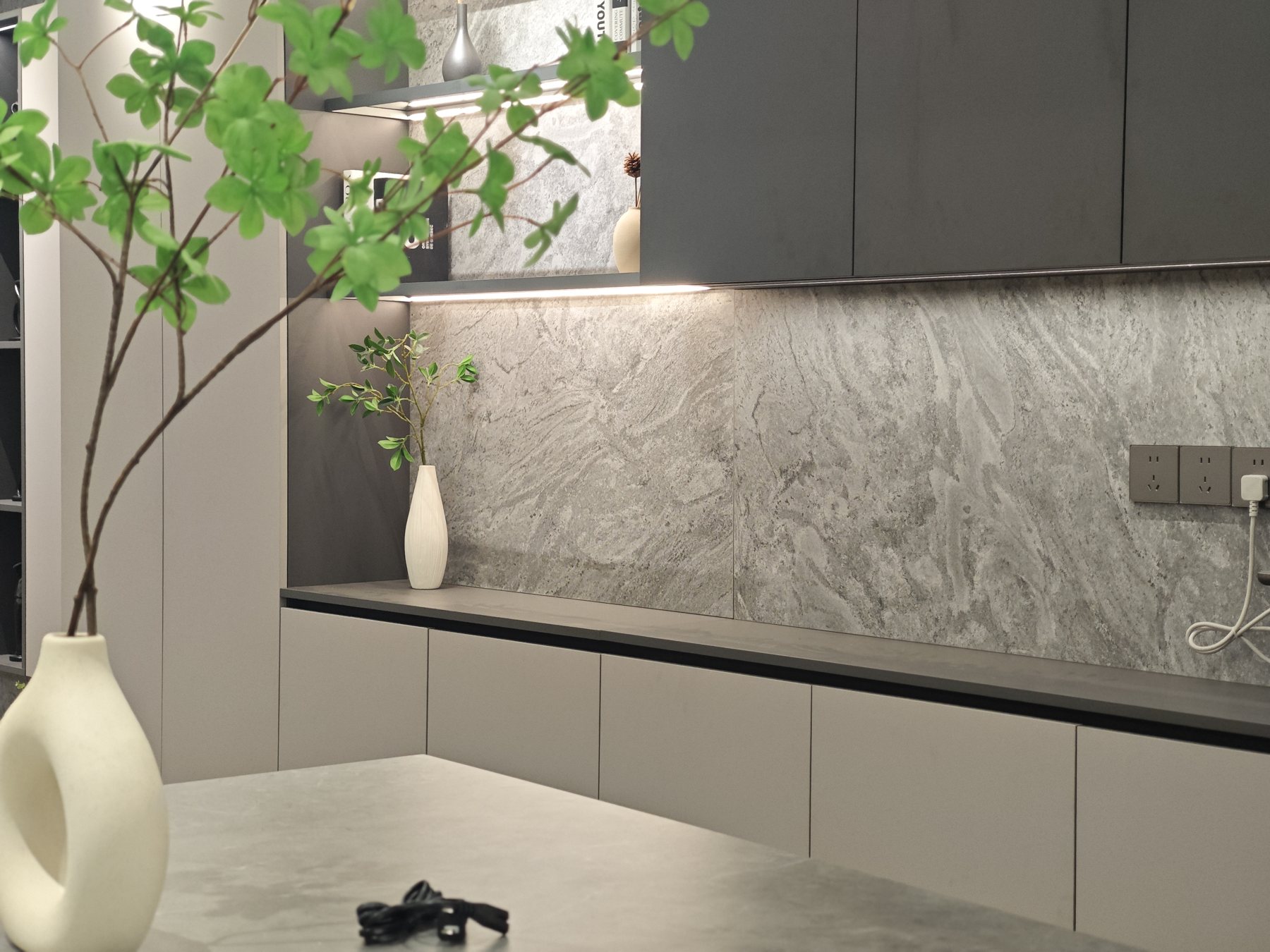 Cabinetry and panel detail in the NUOSEN showroom